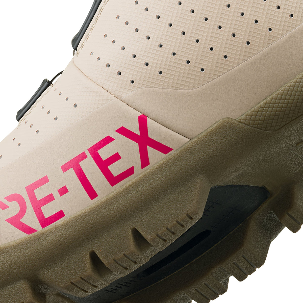 Fizik Terra Artica X5 GORE - TEX Winter Off Road Cycling Boots - Sand