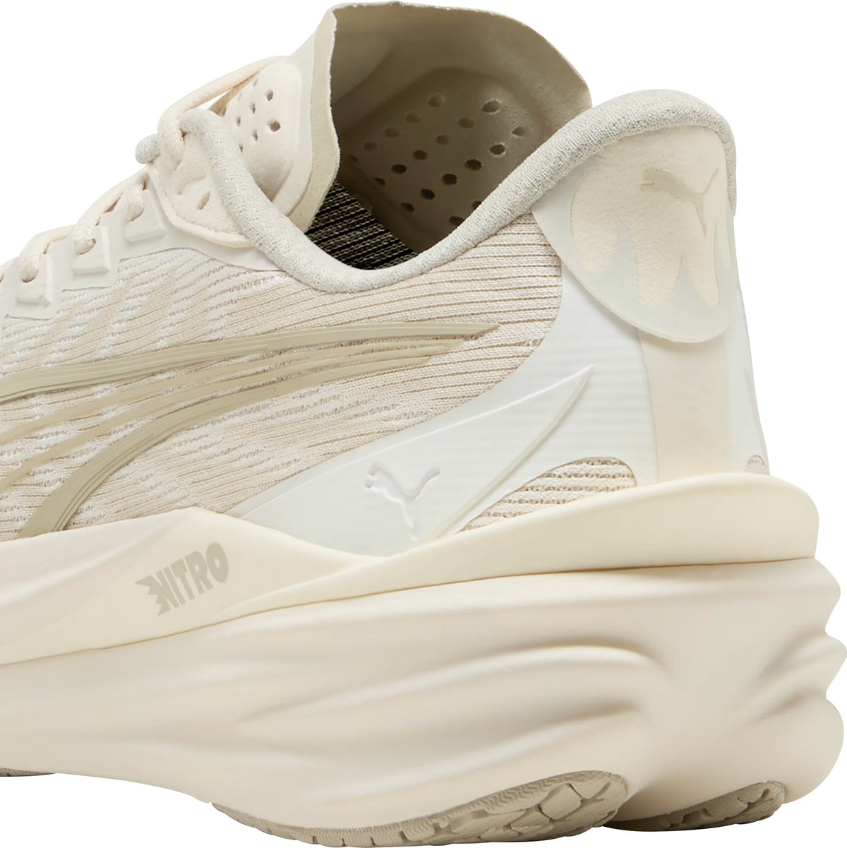 Puma Deviate Nitro 4 Men's Running Shoes - Cream
