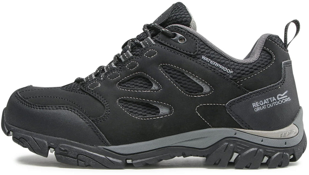 Regatta Holcombe Waterproof Men's Walking Shoes - Black
